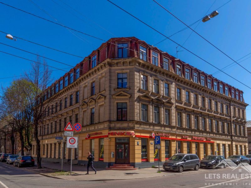 2430 кв.м. здание, 1847 кв.м. земля, Ул.Таллинас 85, Гризинкалнс, Рига, Латвия.